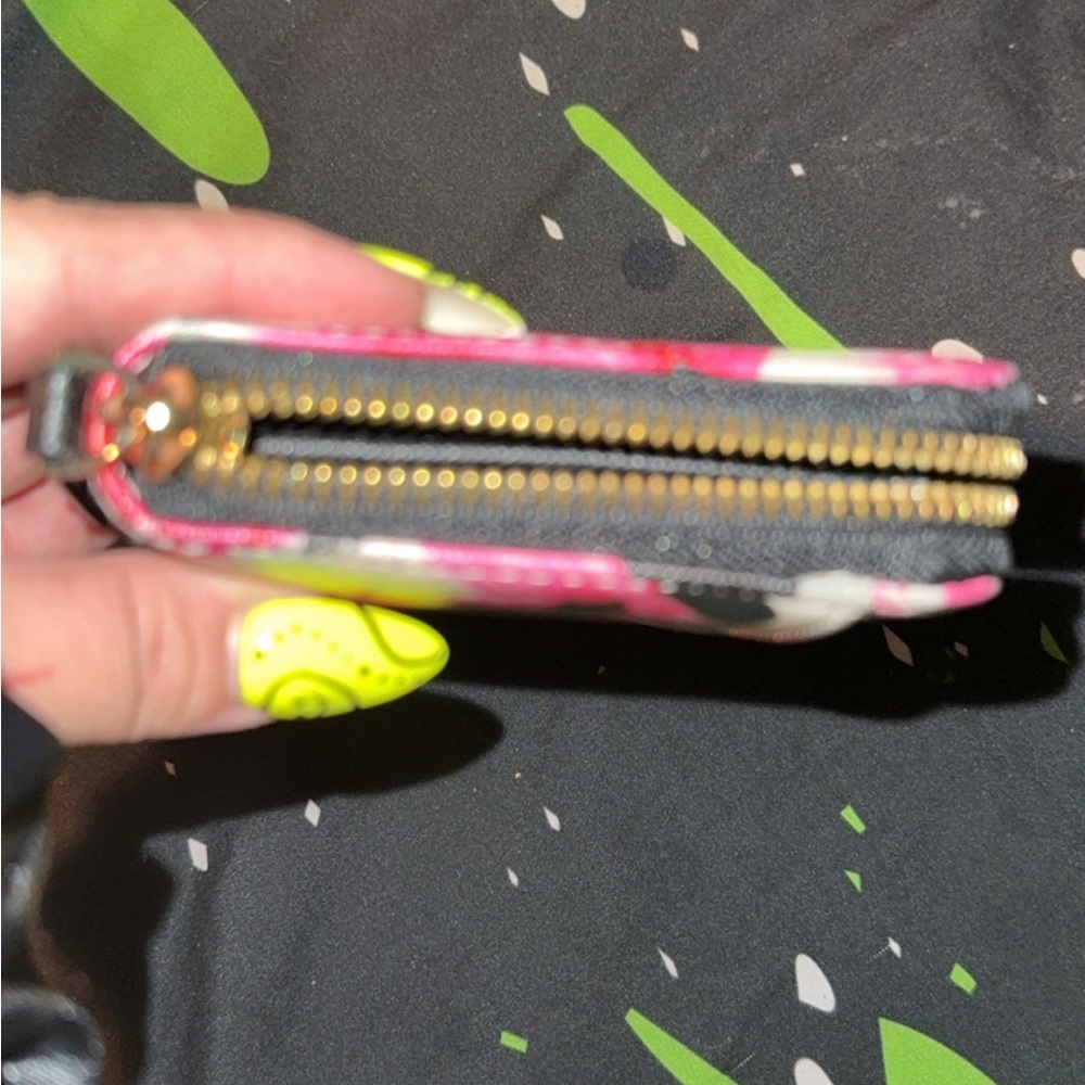 Kate spade Pink and Black Floral Wallet - Picture 2 of 6